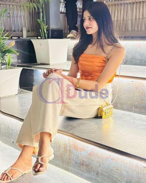 Low budget call girls in Saket Delhi | 9953333421