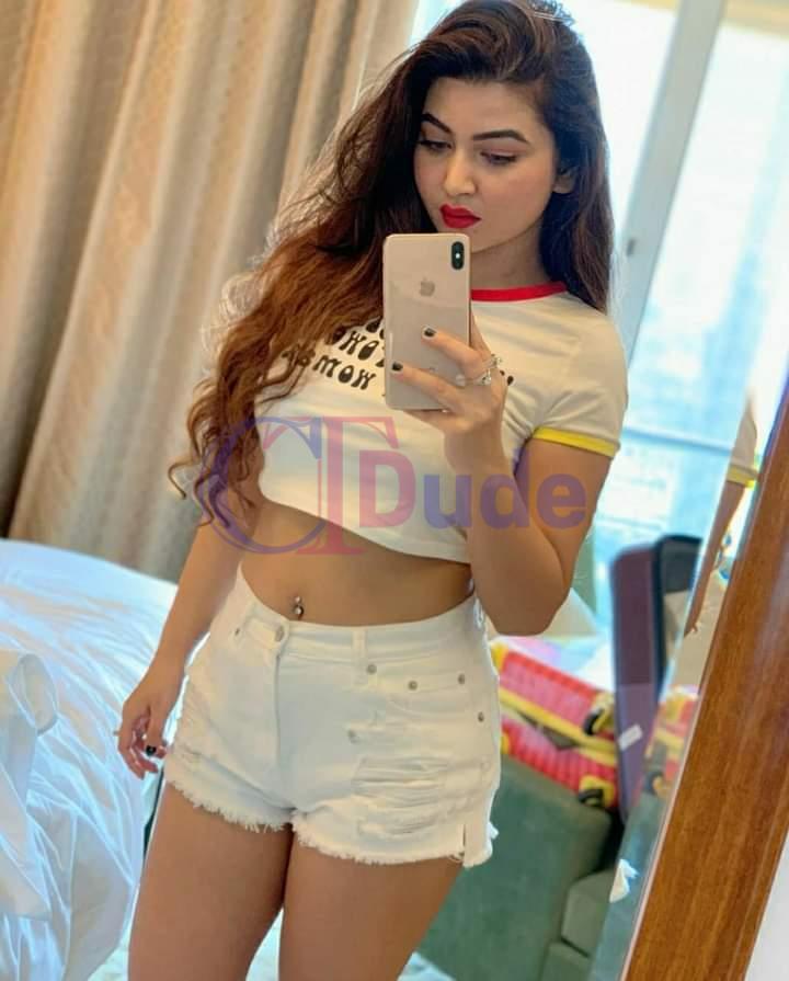 Well educated and good looking High profile model call girl service here