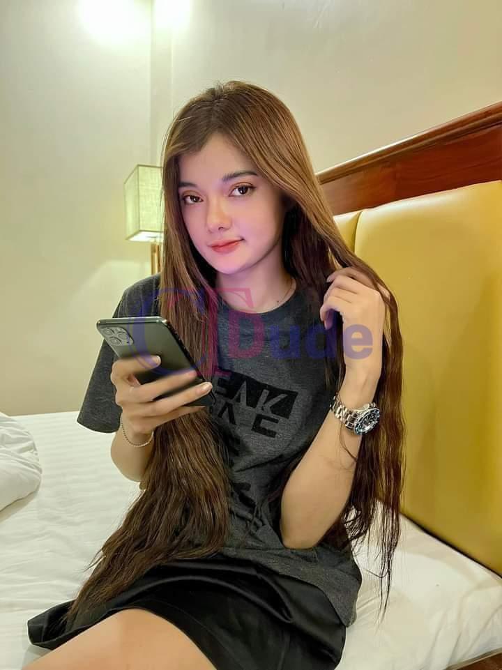 Well educated and good looking High profile model call girl service here